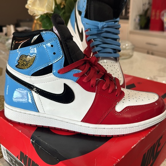 ♥️💙Air Jordan 1 Retro High OG Fearless